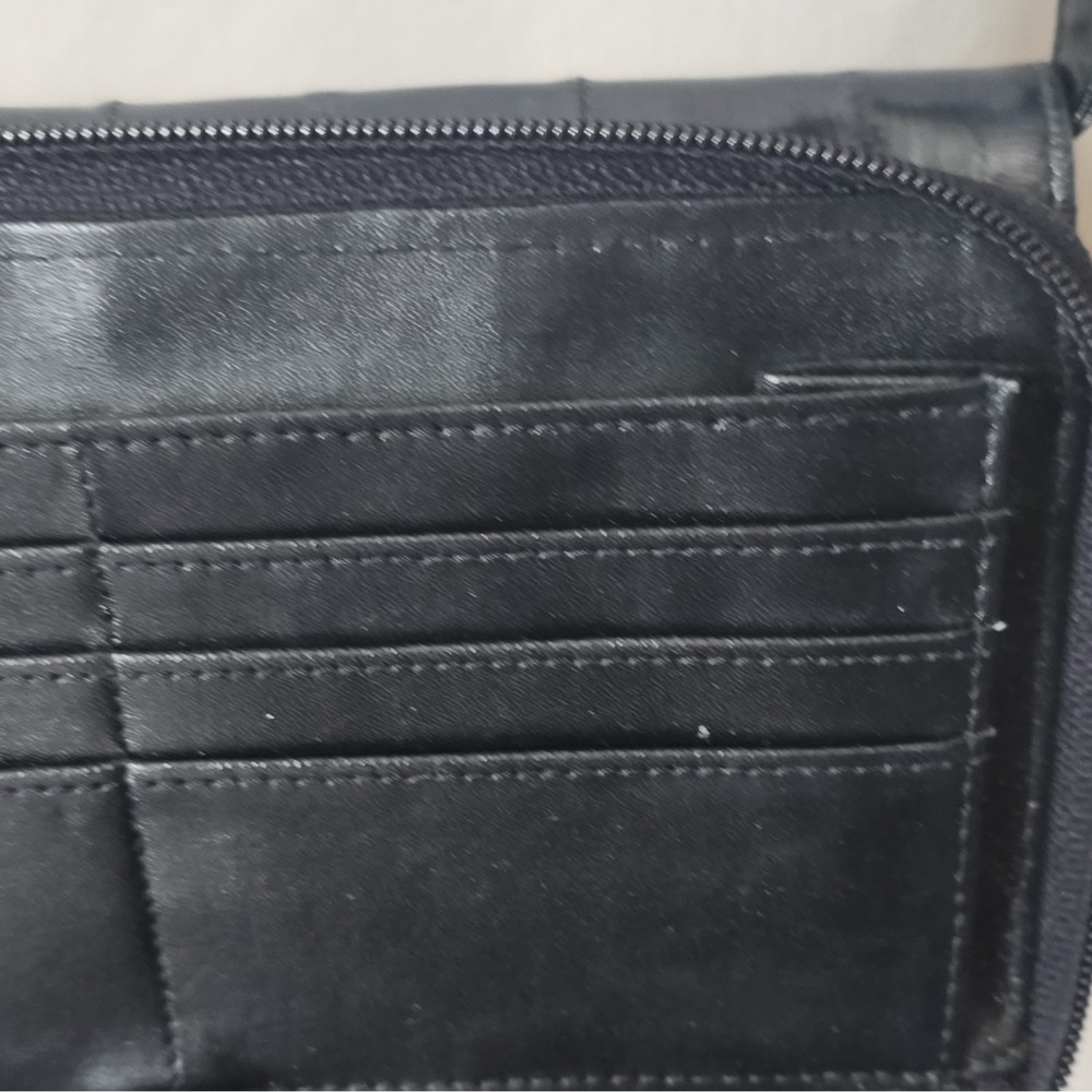 VINTAGE 1980's LeeSands Genuine EEL SKIN Black Crossbody, Adjustable Strap - Picture 13 of 16